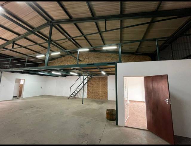 INDUSTRIAL PROPERTY TO RENT IN HENNOPSPARK